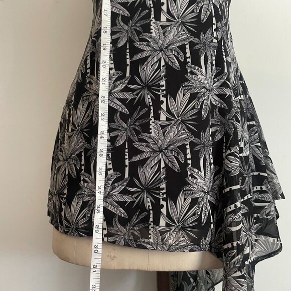 Black & White Palm Print High-Low Dress - Picture 7 of 14
